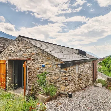 Feriehus Renovated Historic Barn In Mountain Village Ollon